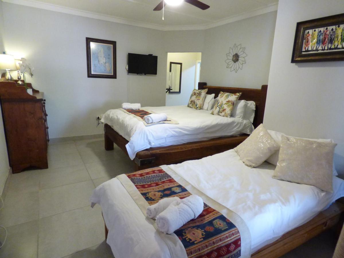 צומב Villa Africa Guesthouse מראה חיצוני תמונה