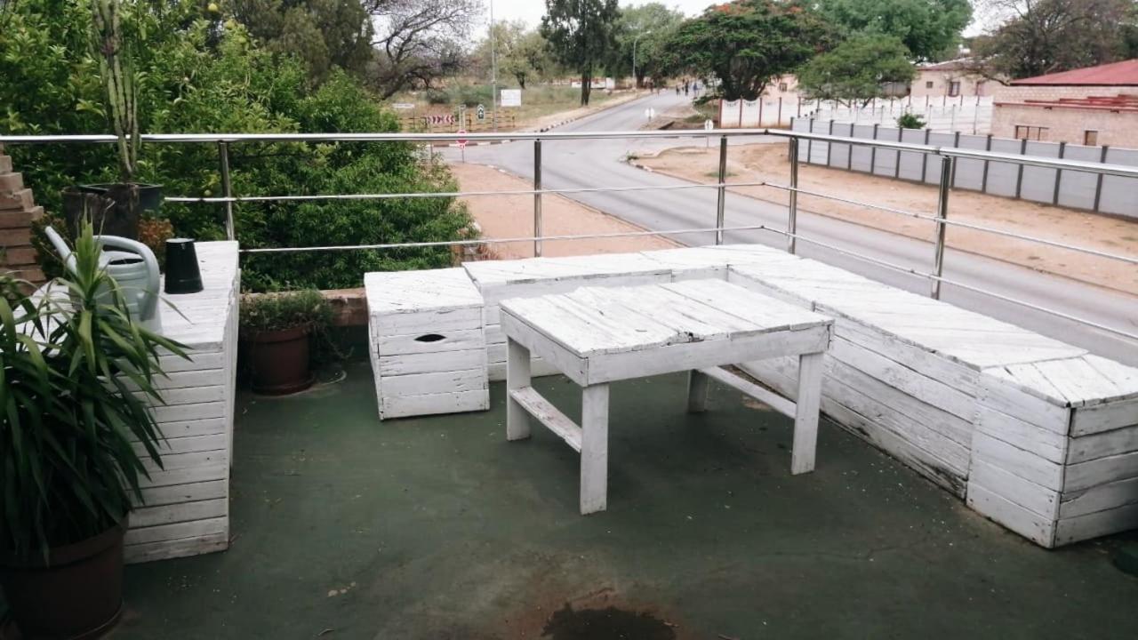 צומב Villa Africa Guesthouse מראה חיצוני תמונה