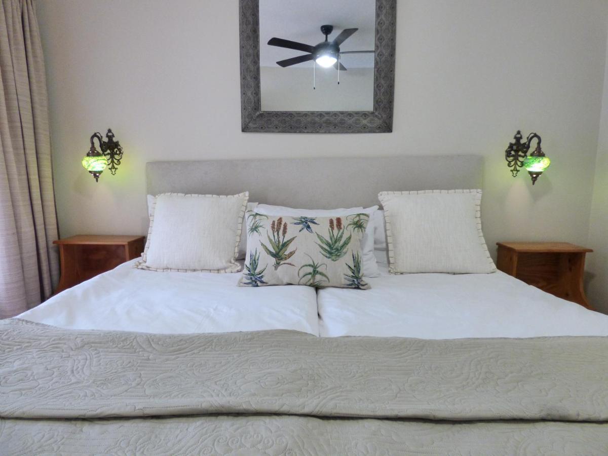 צומב Villa Africa Guesthouse מראה חיצוני תמונה