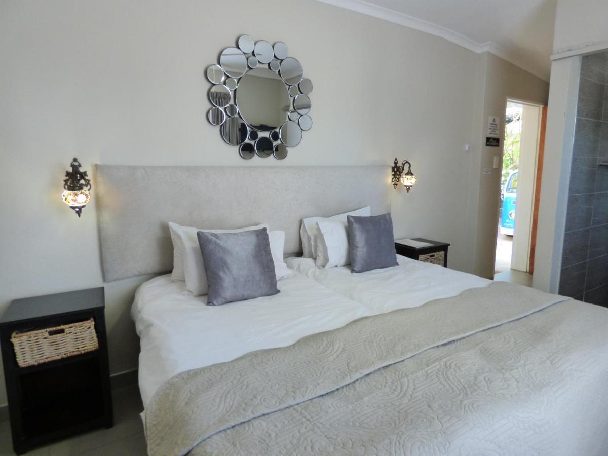 צומב Villa Africa Guesthouse מראה חיצוני תמונה